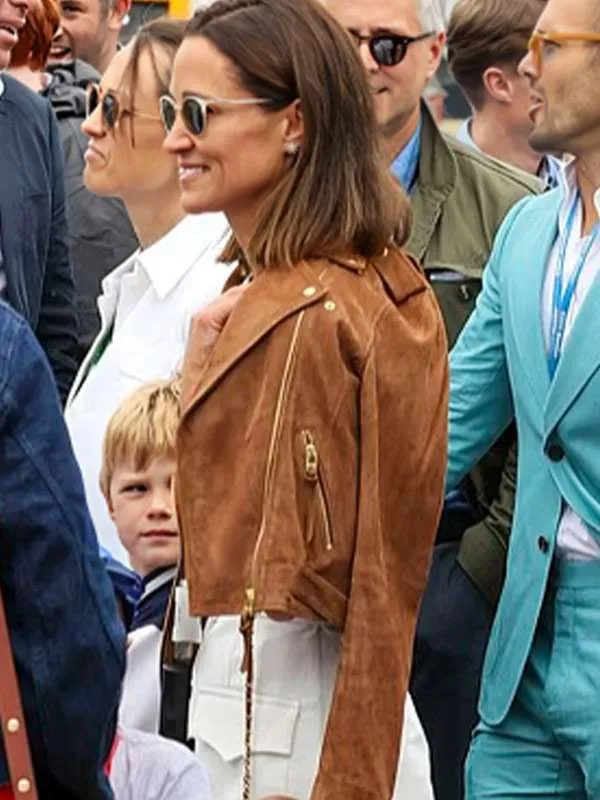 9 F1 Pippa Middleton Brown Jacket